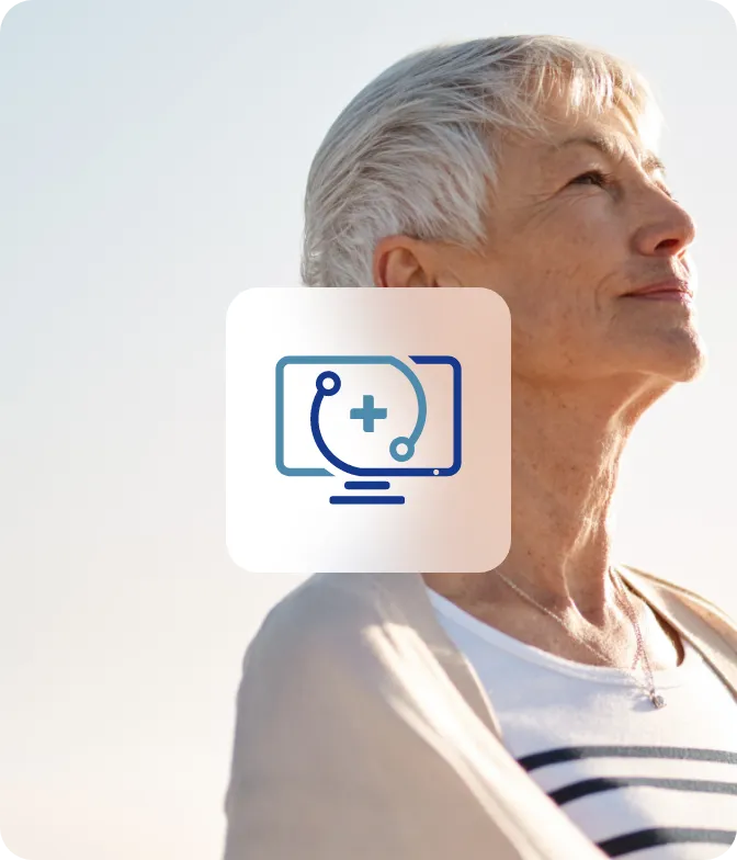 ältere Dame mit kurzen grauen Haaren im Hintergrund und einem Icon im Vordergrund